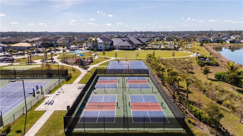 13805 Pine Lodge Ln S, Fort Myers, FL 33913 Photo