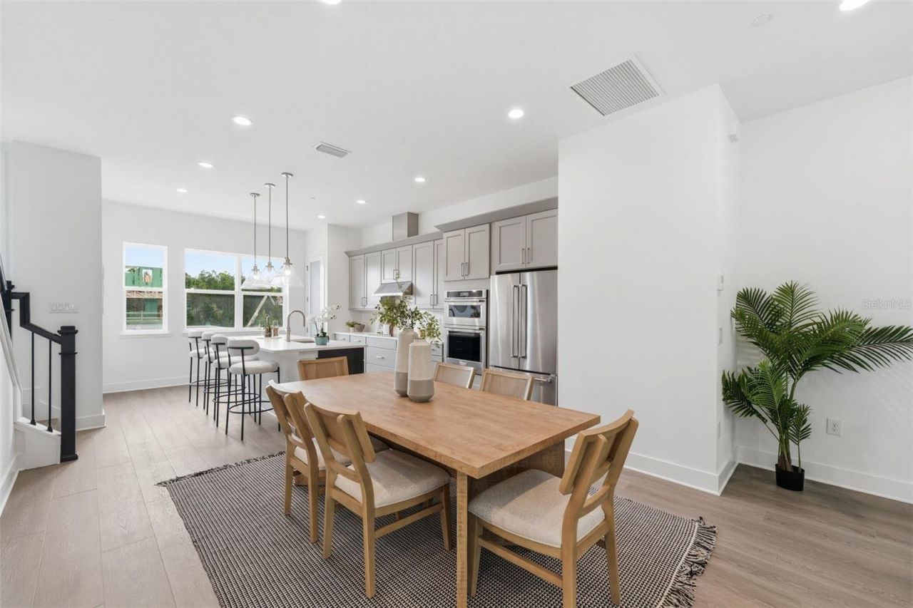 9156 Sinatra Lane, Orlando, FL 32827 Photo