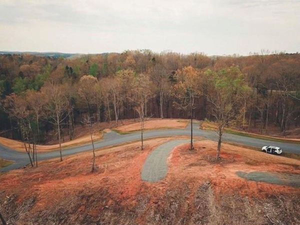 90 Jakes Landing Way S, Ellijay, GA 30540