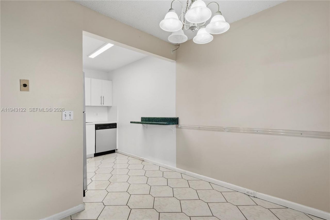 251 SW 132nd Way, Unit 117H, Pembroke Pines, FL 33027 Photo