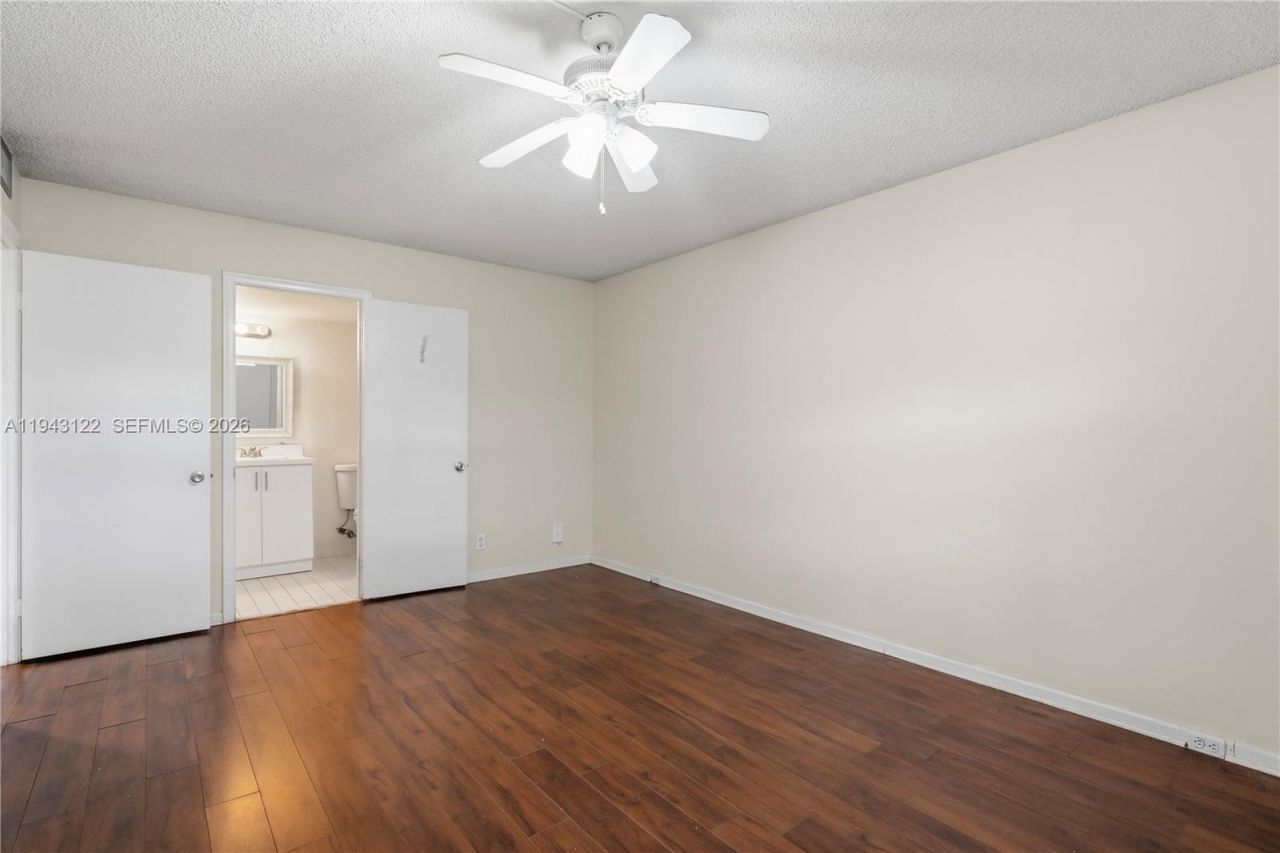 251 SW 132nd Way, Unit 117H, Pembroke Pines, FL 33027 Photo