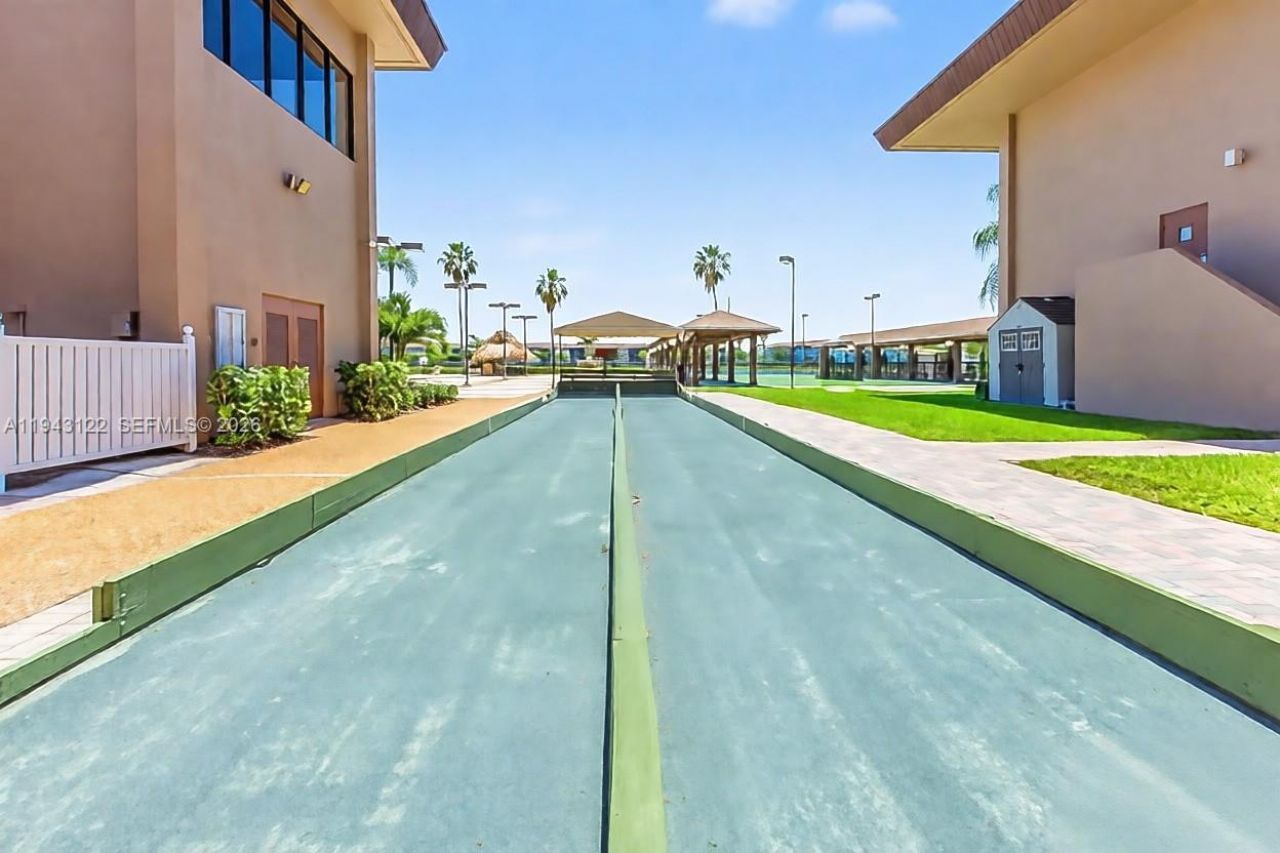 251 SW 132nd Way, Unit 117H, Pembroke Pines, FL 33027 Photo