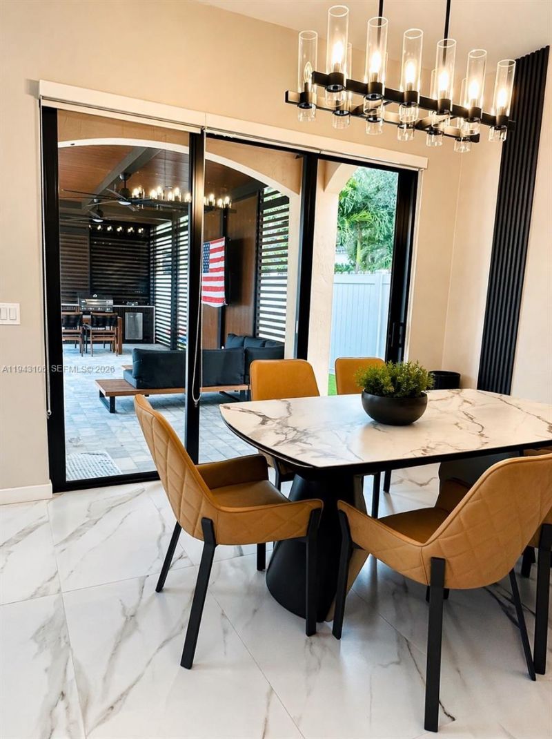 7782 NW 18th St, Pembroke Pines, FL 33024 Photo