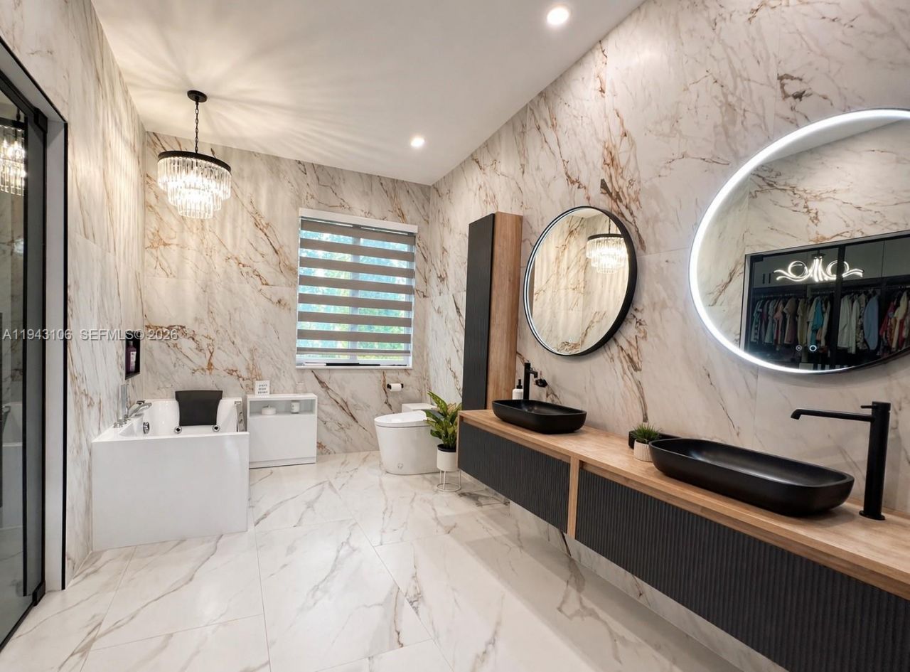 7782 NW 18th St, Pembroke Pines, FL 33024 Photo