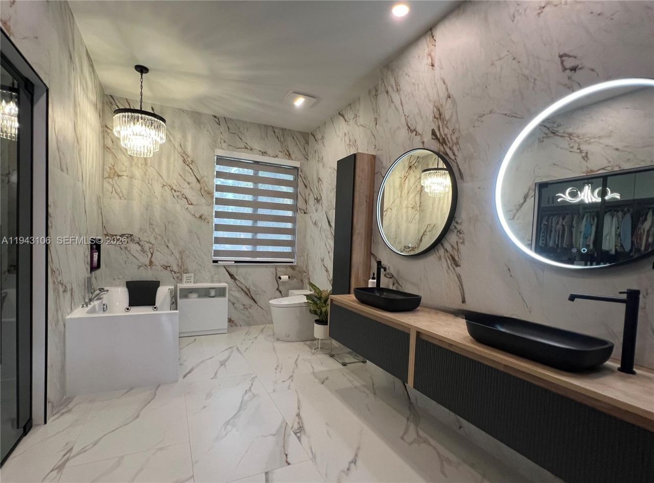 7782 NW 18th St, Pembroke Pines, FL 33024 Photo