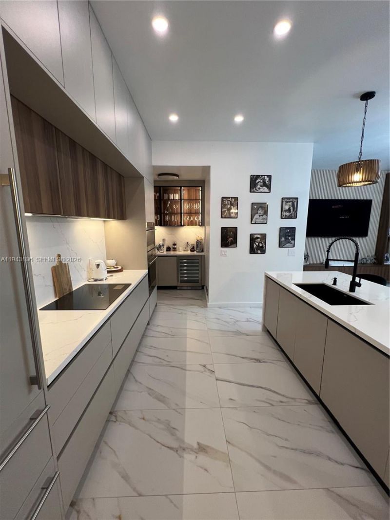 7782 NW 18th St, Pembroke Pines, FL 33024 Photo