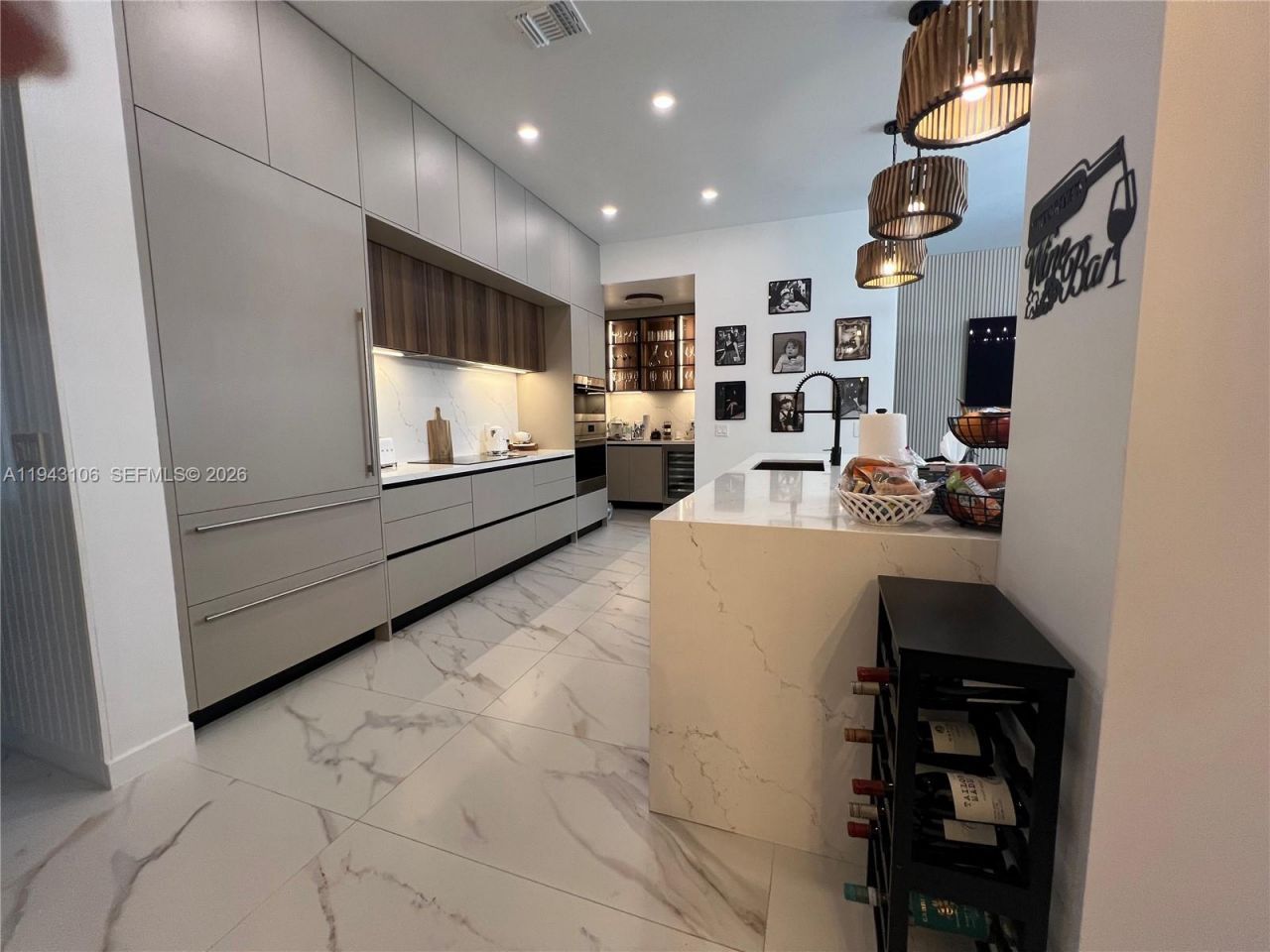 7782 NW 18th St, Pembroke Pines, FL 33024 Photo