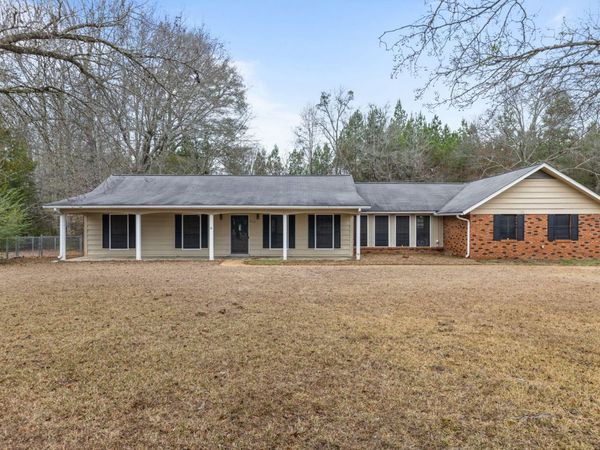 4613 Ridge Road, Columbus, MS 39705