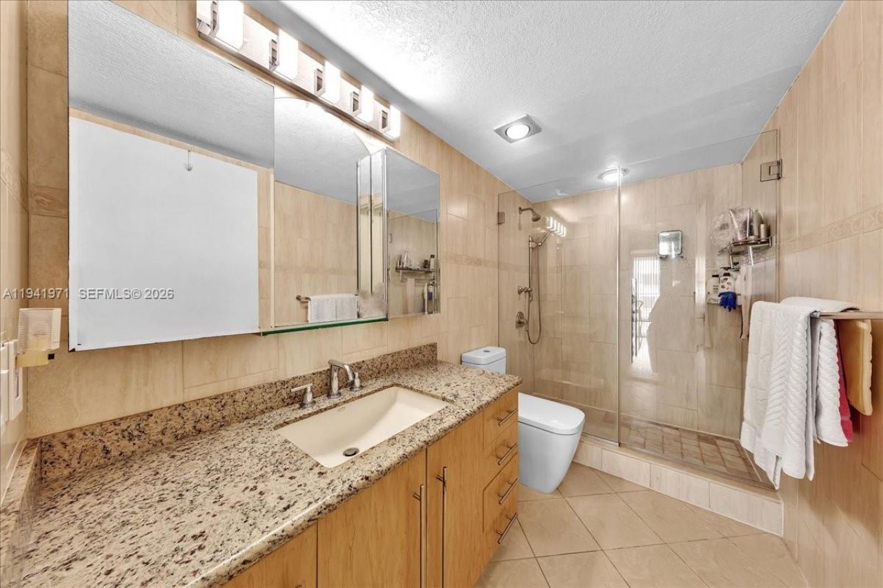 8877 Collins Ave , Unit PH-2, Surfside, FL 33154 Photo