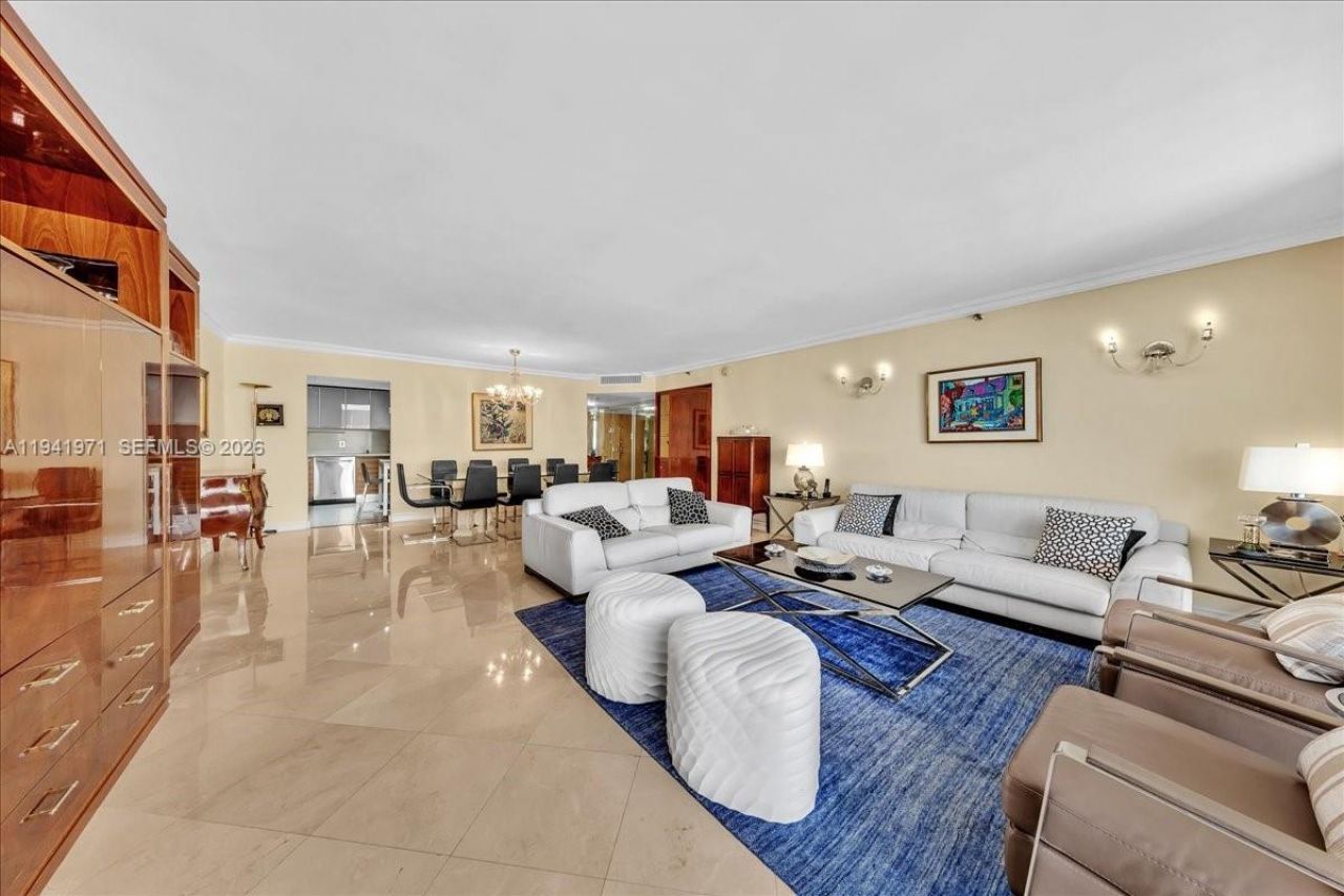 8877 Collins Ave , Unit PH-2, Surfside, FL 33154 Photo