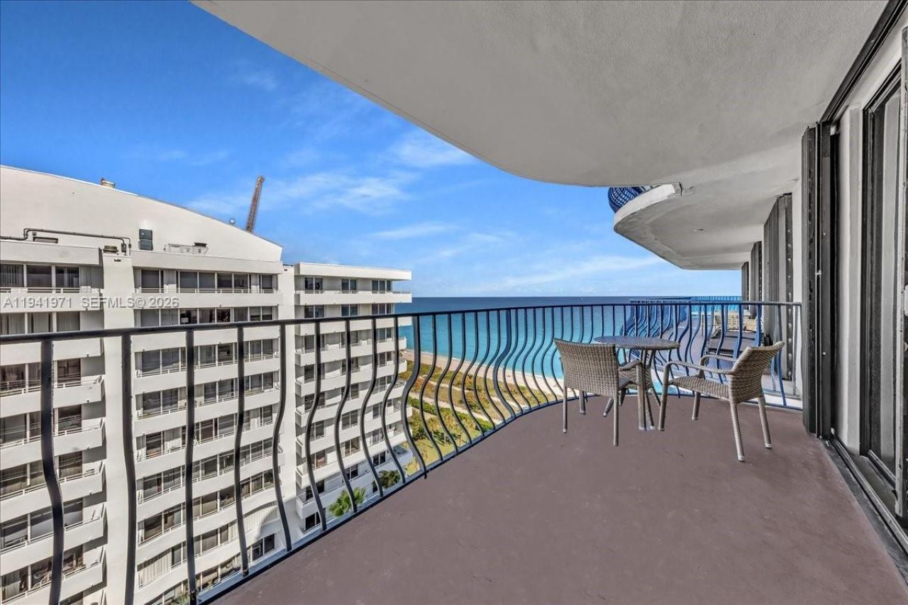 8877 Collins Ave , Unit PH-2, Surfside, FL 33154 Photo