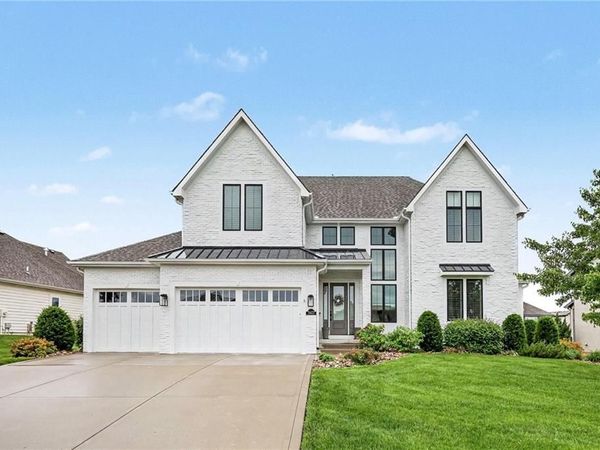 3413 NE 102nd Terrace, Kansas City, MO 64155