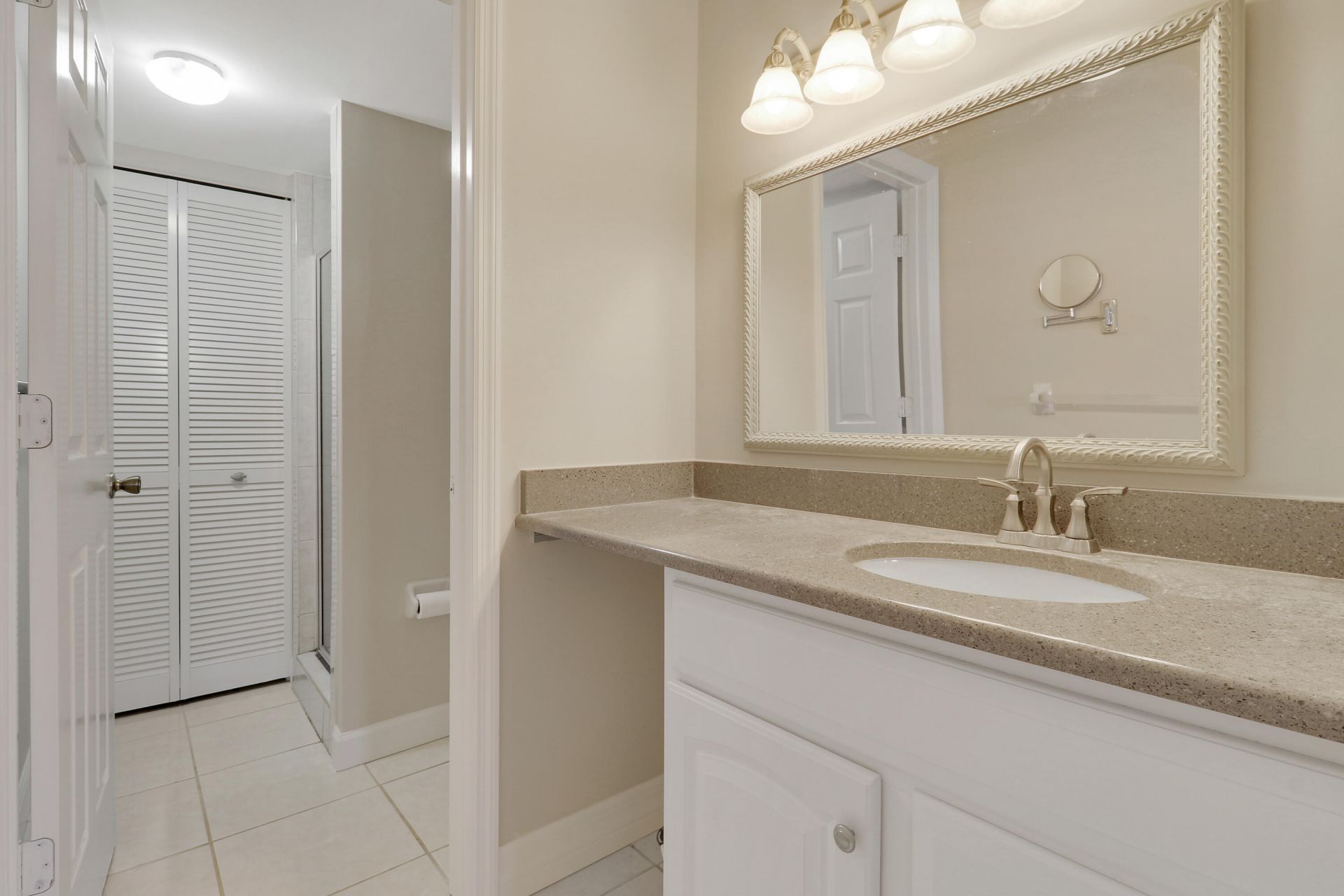 7420 S Ocean Drive, Unit C-211, Jensen Beach, FL 34957 Photo
