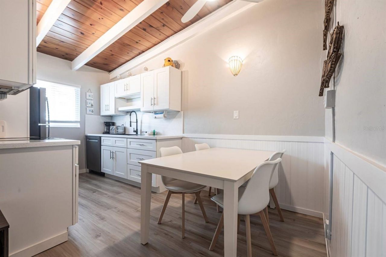 6006 Midnight Pass Road, Unit 54, Sarasota, FL 34242 Photo