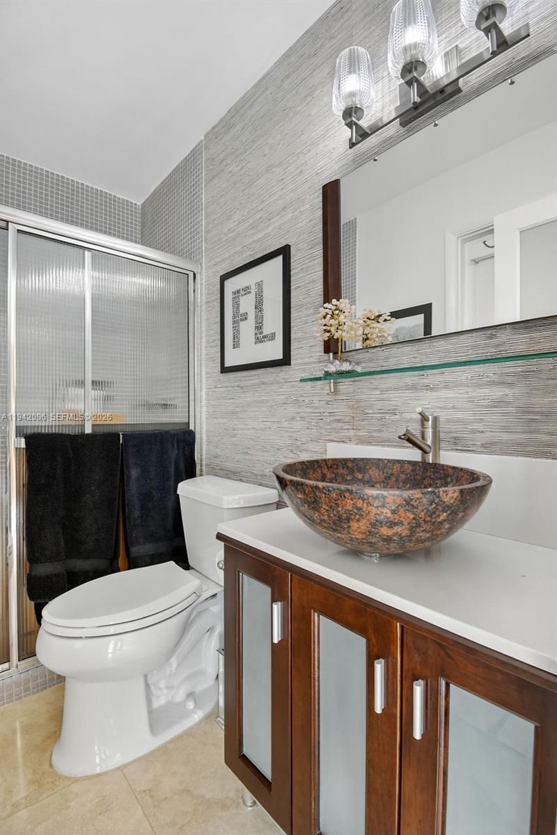 20610 NE 22nd Ct, Miami, FL 33180 Photo