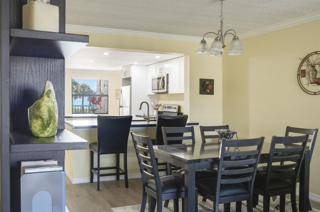 2445 W Gulf Dr, Unit 21E, Sanibel, FL 33957 Photo