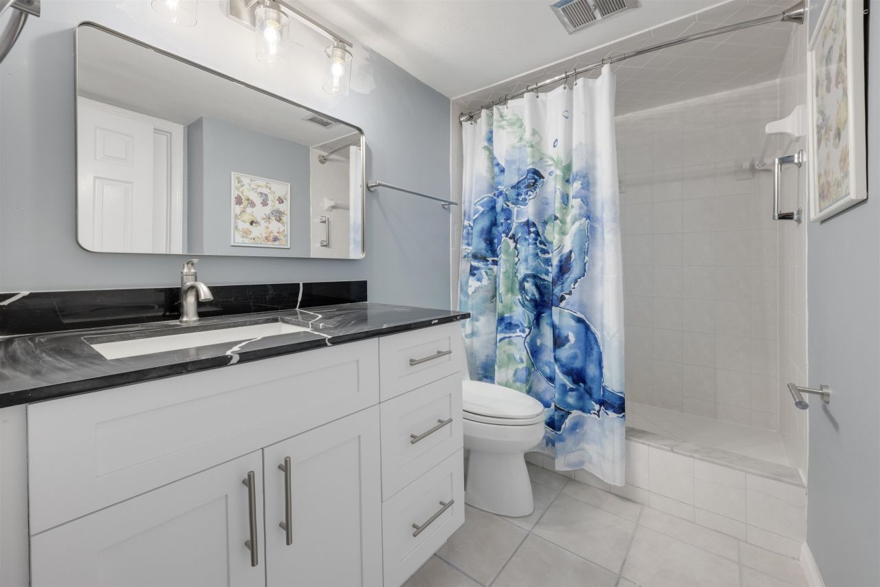 2445 W Gulf Dr, Unit 21E, Sanibel, FL 33957 Photo