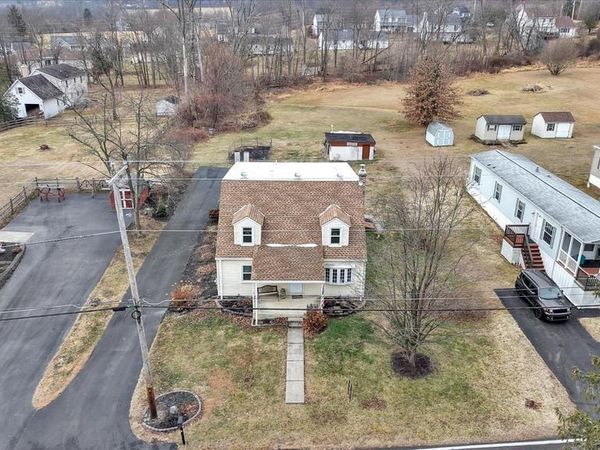 529 ENGLESVILLE ROAD, BOYERTOWN, PA 19512