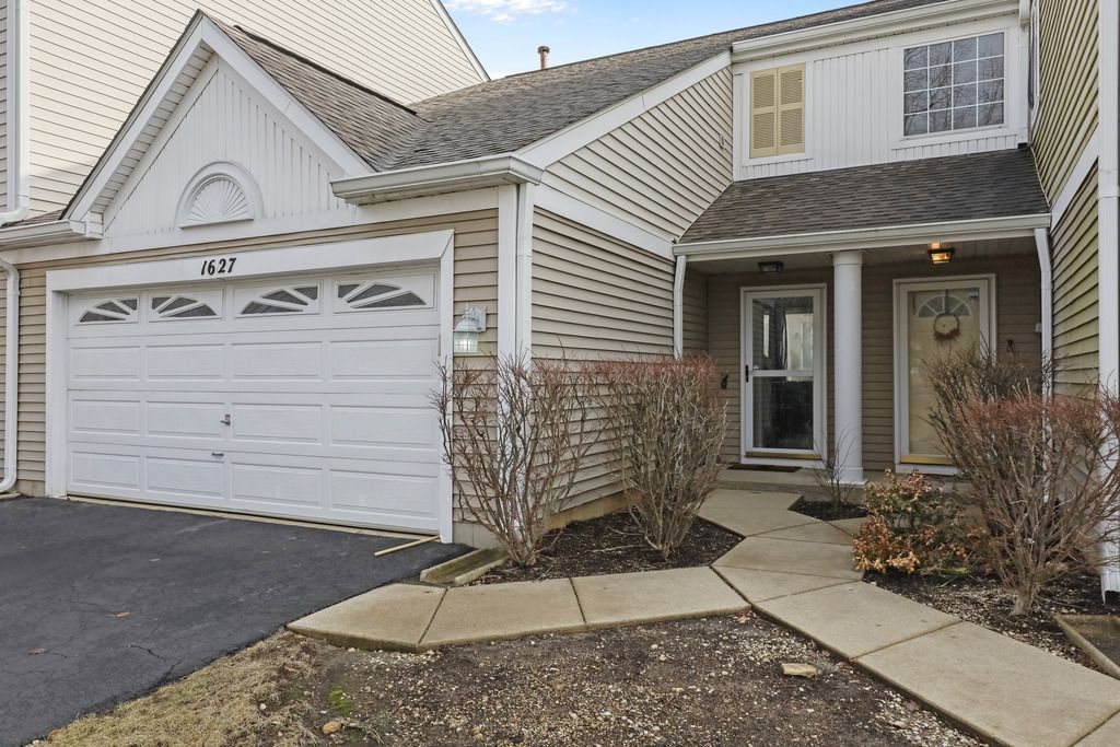 1627 Spaulding Road, Bartlett, IL 60103 Main Photo