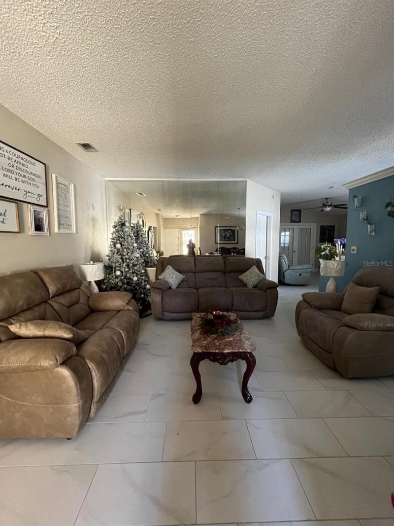 916 Ponderosa Pine Court, Orlando, FL 32825 Photo