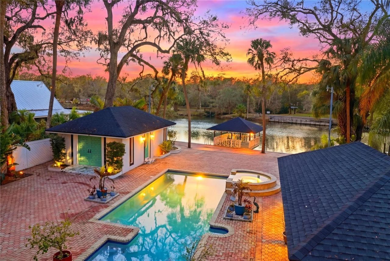 7214 N Ola Avenue, Tampa, FL 33604 Photo