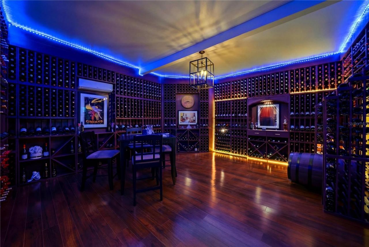 7214 N Ola Avenue, Tampa, FL 33604 Photo