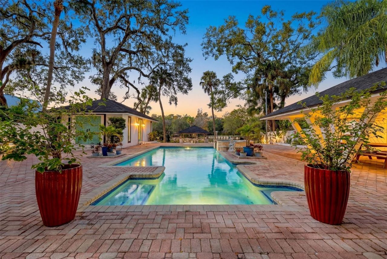 7214 N Ola Avenue, Tampa, FL 33604 Photo