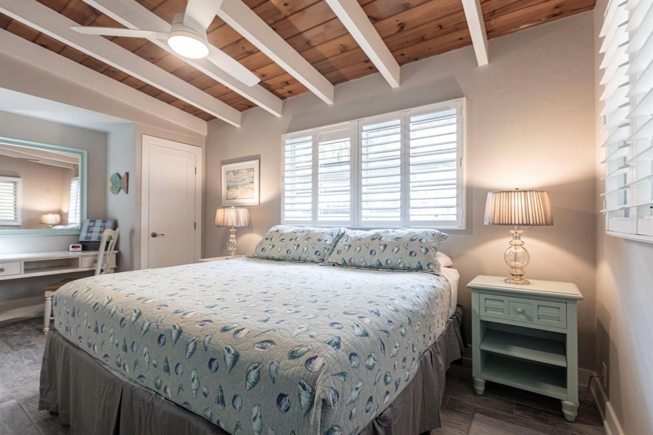 6006 Midnight Pass Road, Unit 22, Sarasota, FL 34242 Photo