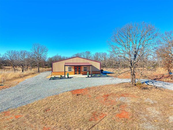 349076 E 840 RD Road, Stroud, OK 74079