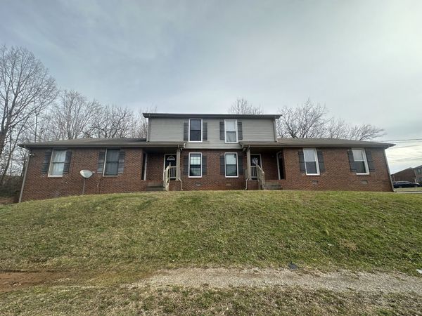 1681 Baltimore Dr, Clarksville, TN 37043