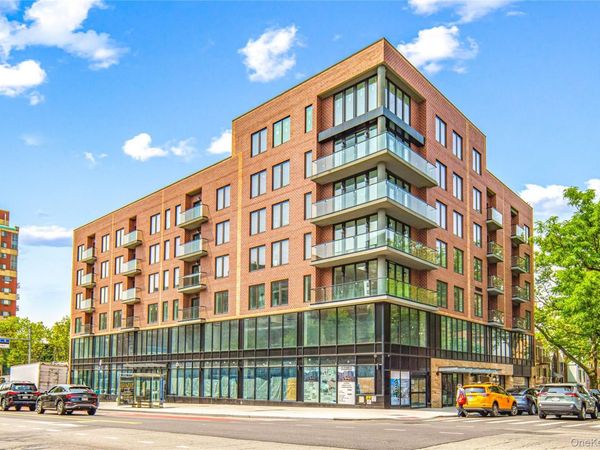 13450 Blossom Avenue, Unit 5E, Flushing, NY 11355