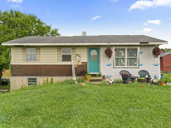 68090 Calvin Center Road, Cassopolis, MI 49031