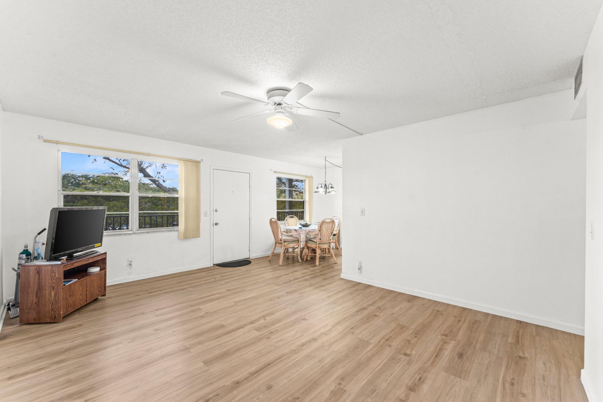 13250 SW 4th Court, Unit 306g, Pembroke Pines, FL 33027 Photo