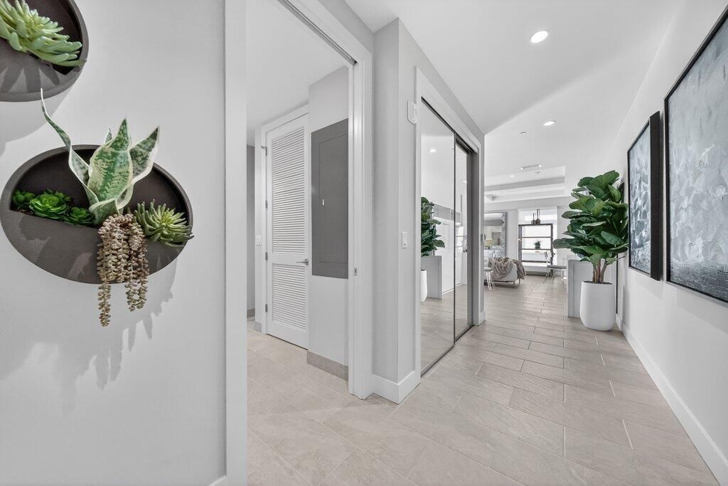 41 SW Seminole Street, Unit 209, Stuart, FL 34994 Photo