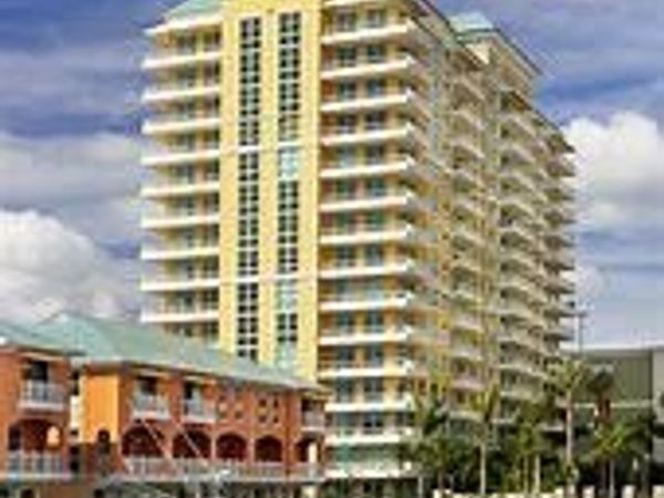 625 Casa Loma Boulevard, Unit 1206, Boynton Beach, FL 33435