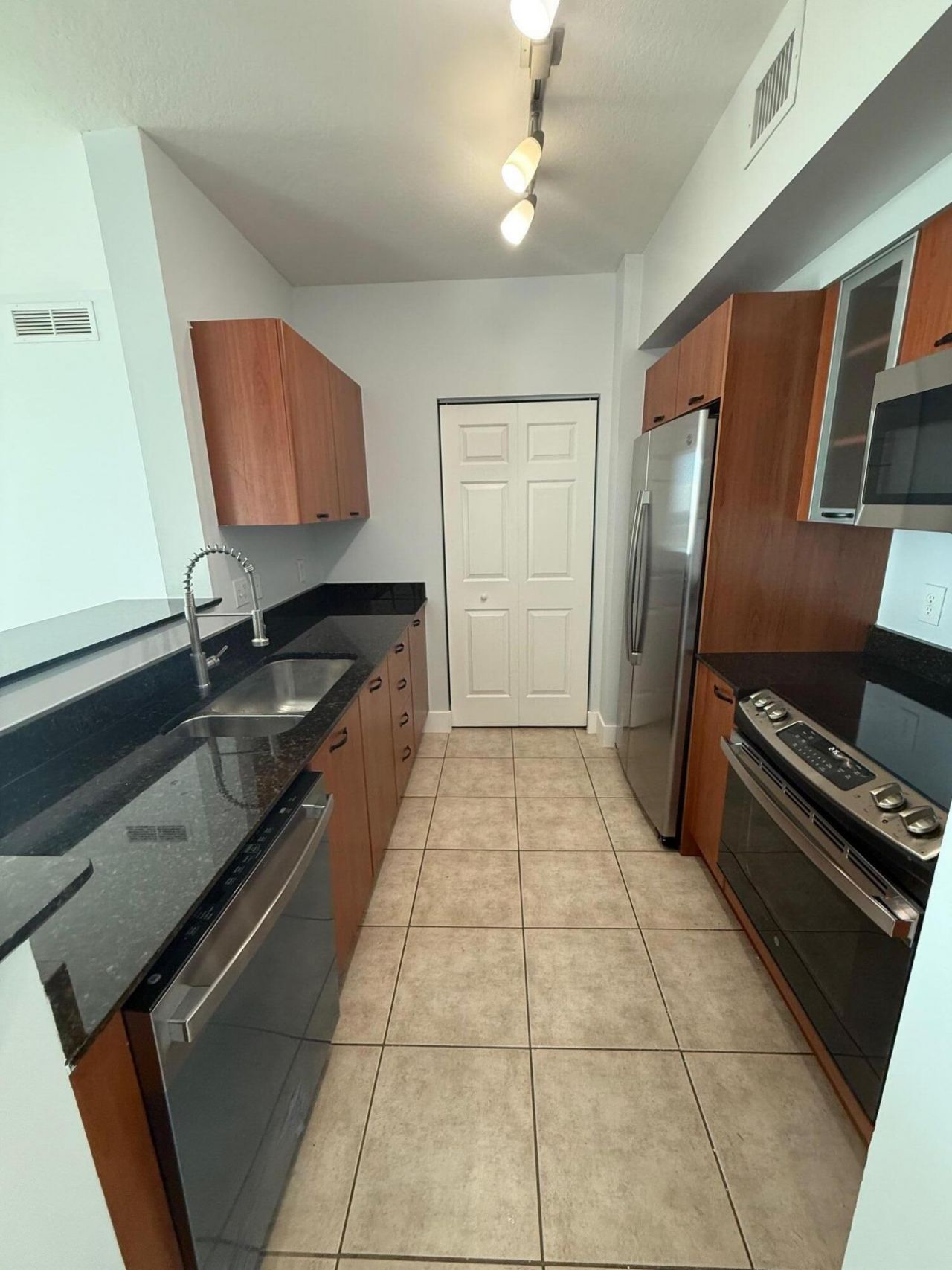 625 Casa Loma Boulevard, Unit 1206, Boynton Beach, FL 33435 Photo