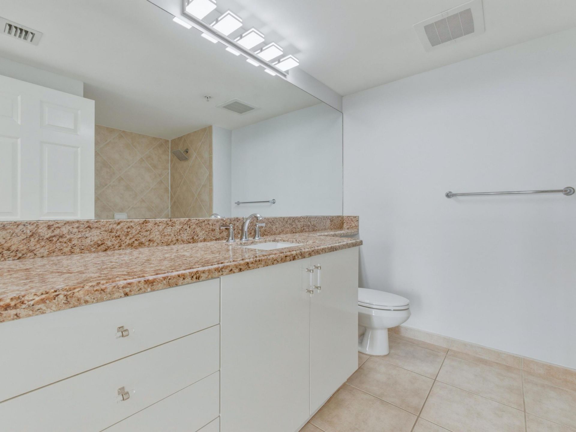 625 Casa Loma Boulevard, Unit 1206, Boynton Beach, FL 33435 Photo