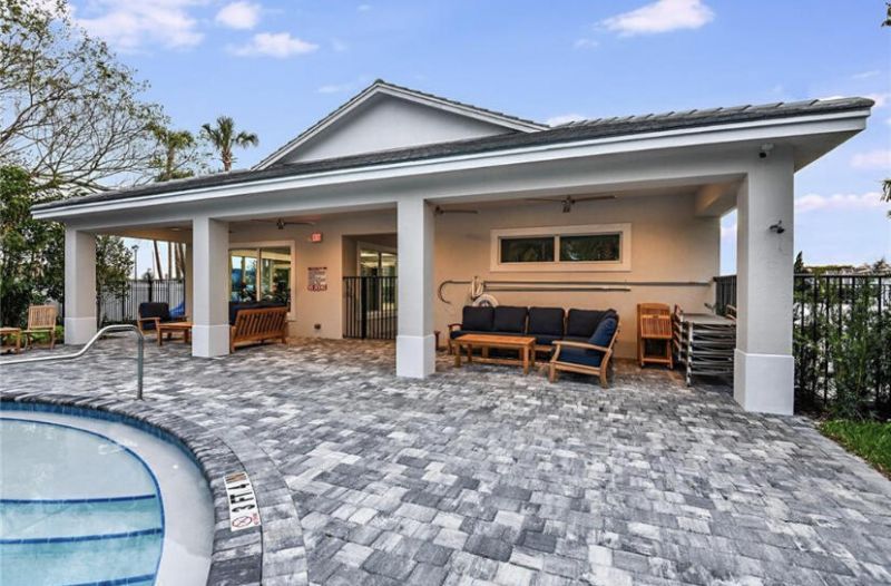 562 Parsons Way, Deerfield Beach, FL 33442 Photo