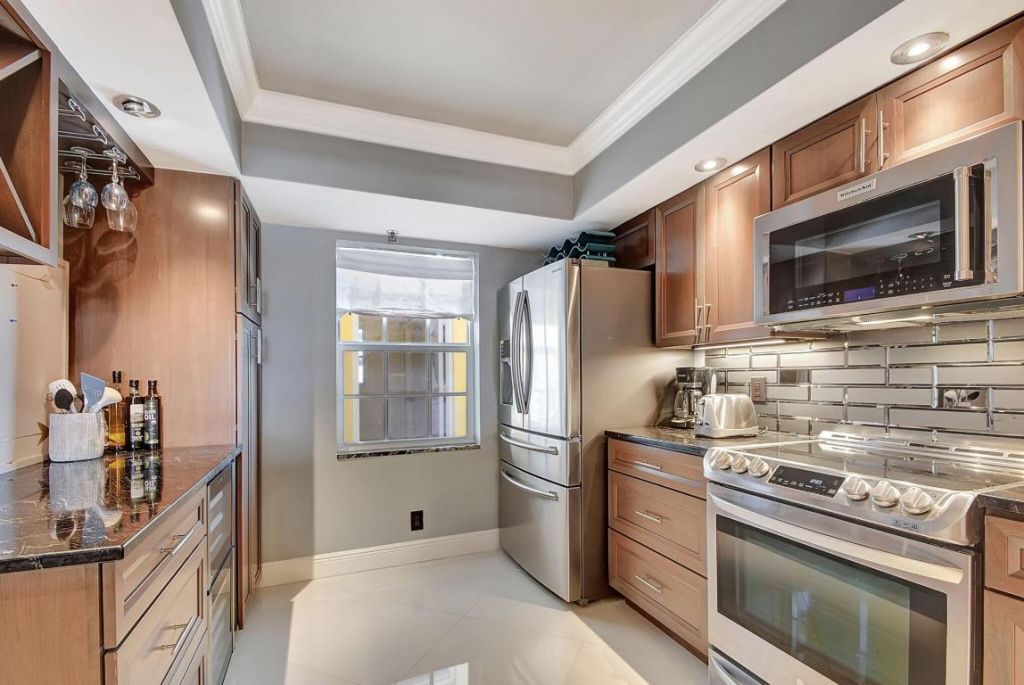 300 Jfk Drive, Unit Ph8, Atlantis, FL 33462 Photo
