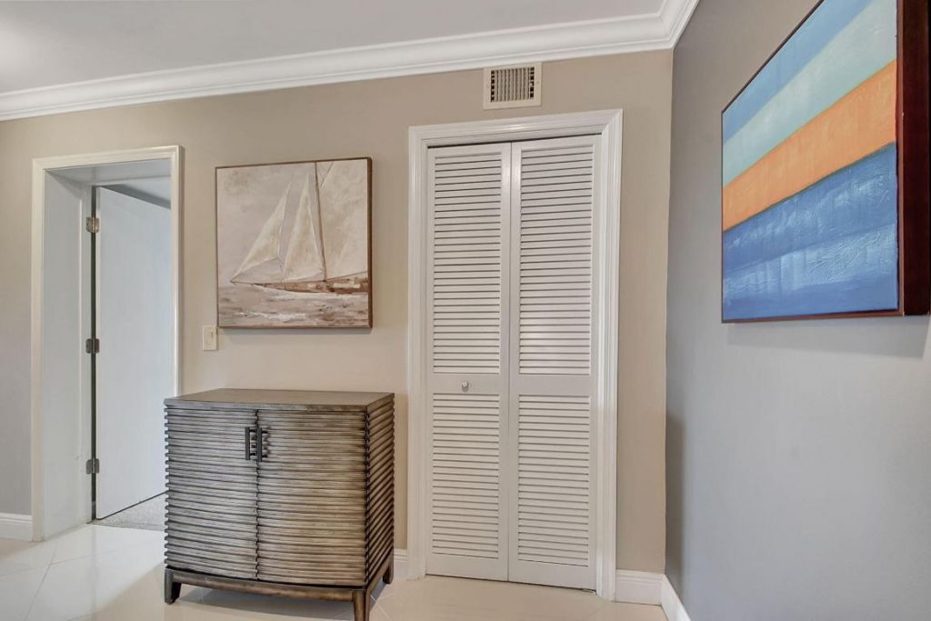300 Jfk Drive, Unit Ph8, Atlantis, FL 33462 Photo