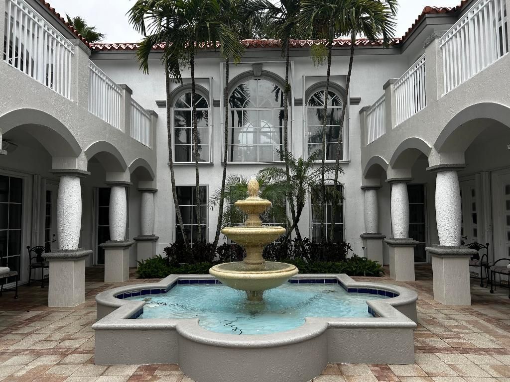 11019 Legacy Lane, Unit 203, Palm Beach Gardens, FL 33410 Photo