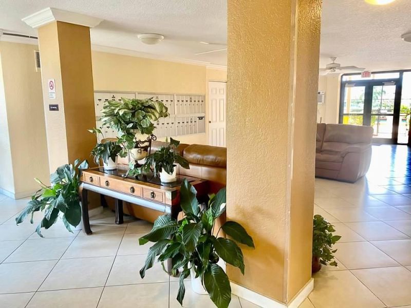 6461 NW 2nd Avenue, Unit 409, Boca Raton, FL 33487 Photo