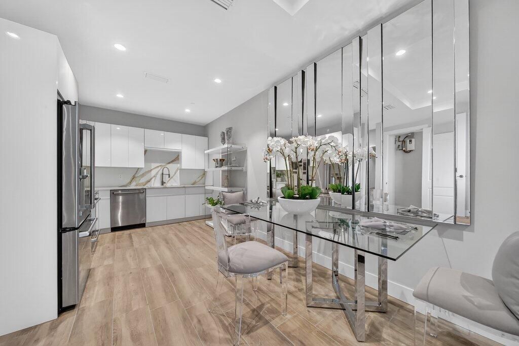 41 SW Seminole Street, Unit 304, Stuart, FL 34994 Photo