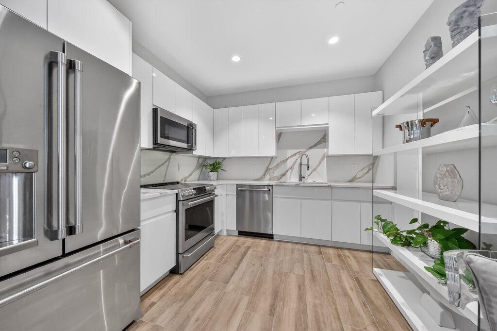 41 SW Seminole Street, Unit 304, Stuart, FL 34994 Photo