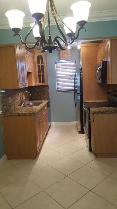 421 NE 1st Street, Unit 211, Hallandale Beach, FL 33009 Photo