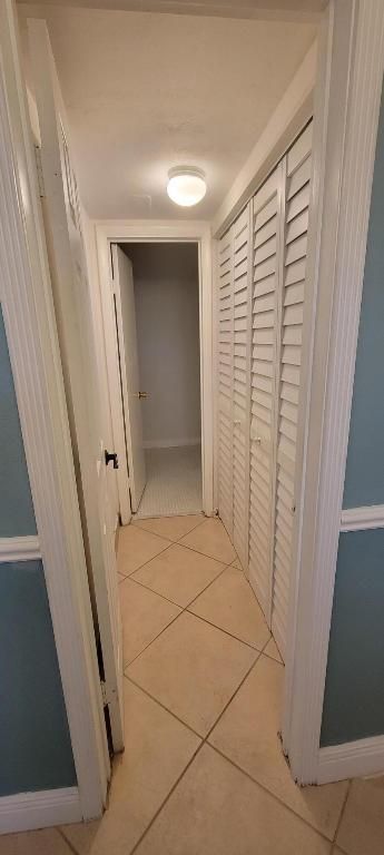 421 NE 1st Street, Unit 211, Hallandale Beach, FL 33009 Photo