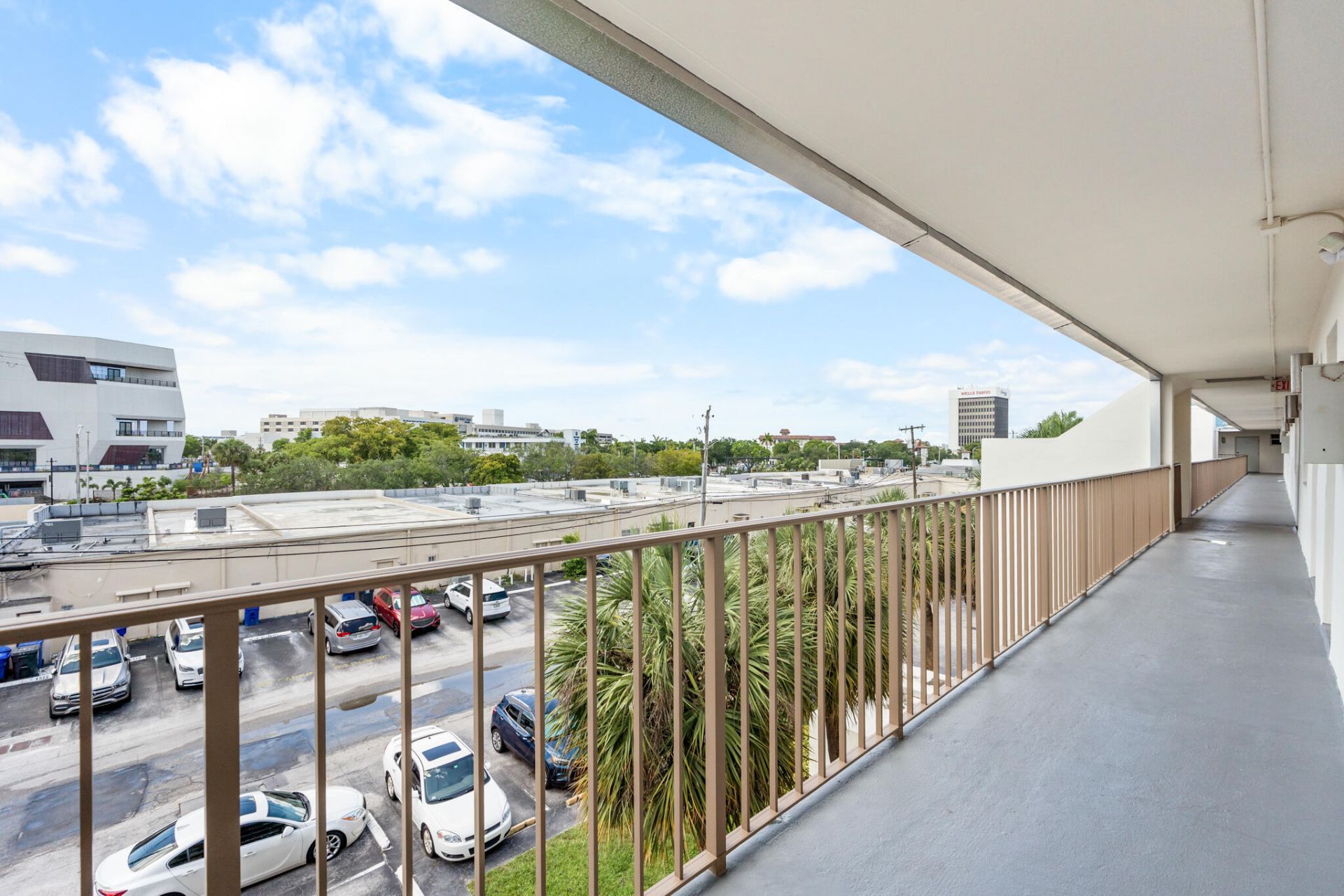 4501 NE 21st Avenue, Unit 406, Fort Lauderdale, FL 33308 Photo
