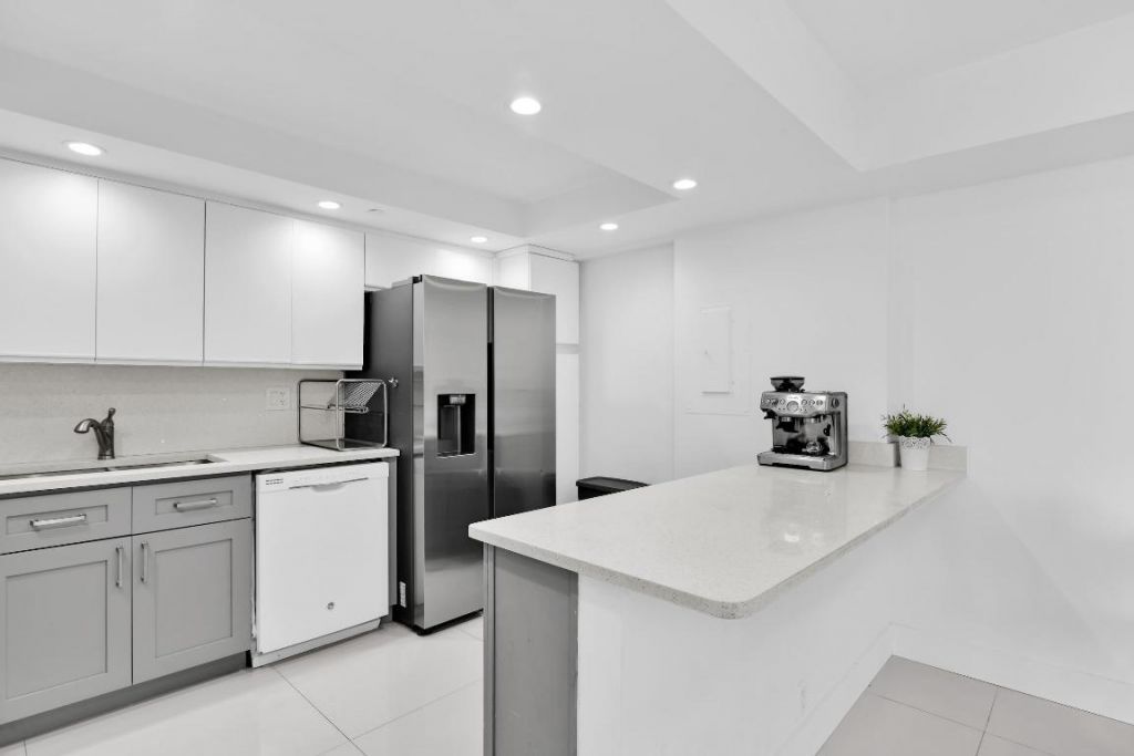 1000 NE Quayside Terrace, Unit 1804, Miami, FL 33138 Photo