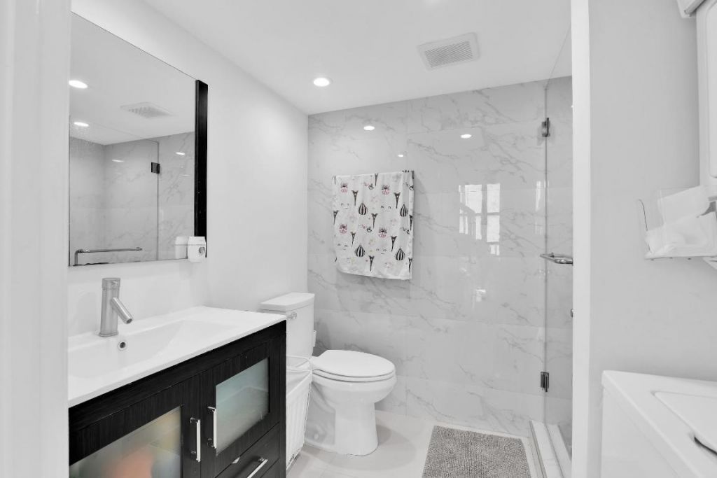 1000 NE Quayside Terrace, Unit 1804, Miami, FL 33138 Photo