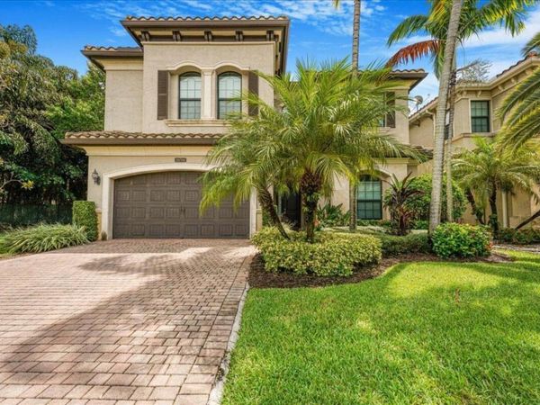 16794 Bridge Crossing Circle, Delray Beach, FL 33446